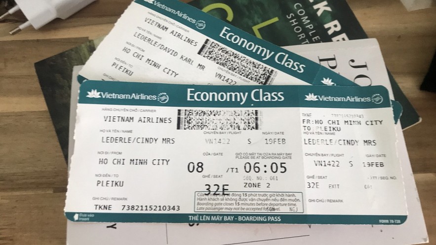 Real Experiences Entering Vietnam Customs by Fellow Expats