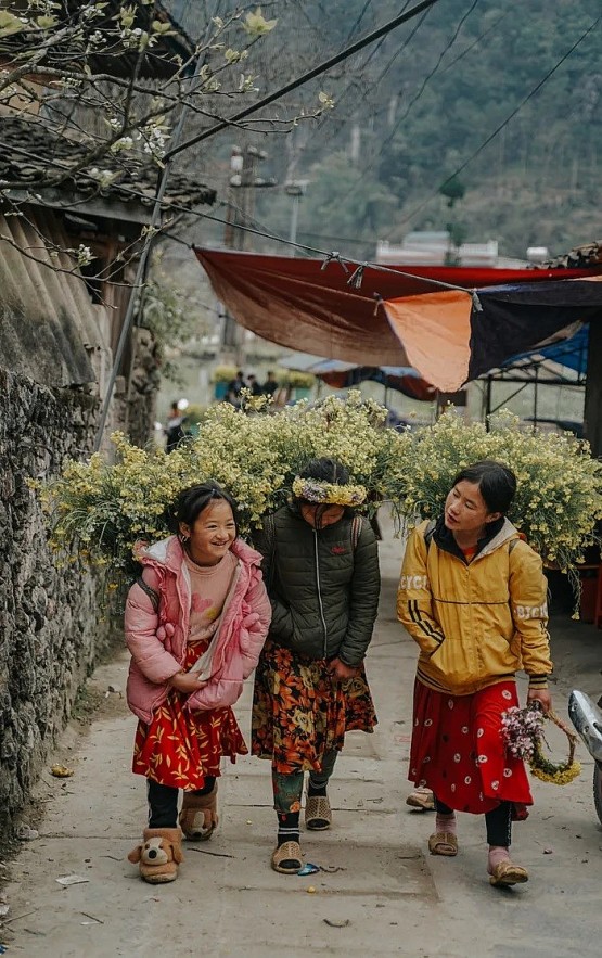 H'mong Ethnic Culture identity Kept in Pa Vi Ha Village