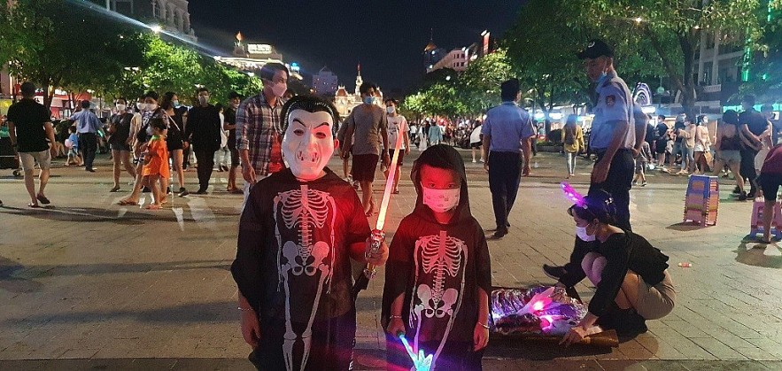 Expats and Young Vietnamese Celebrate Halloween