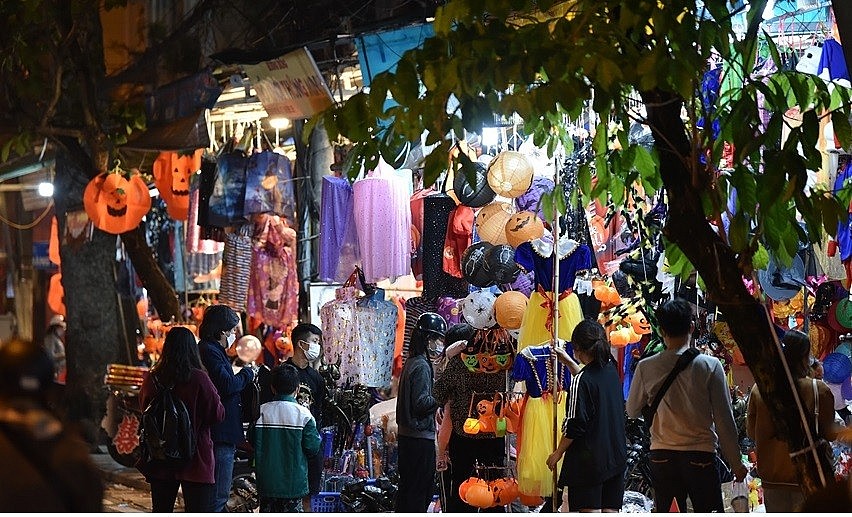 Expats and Young Vietnamese Celebrate Halloween