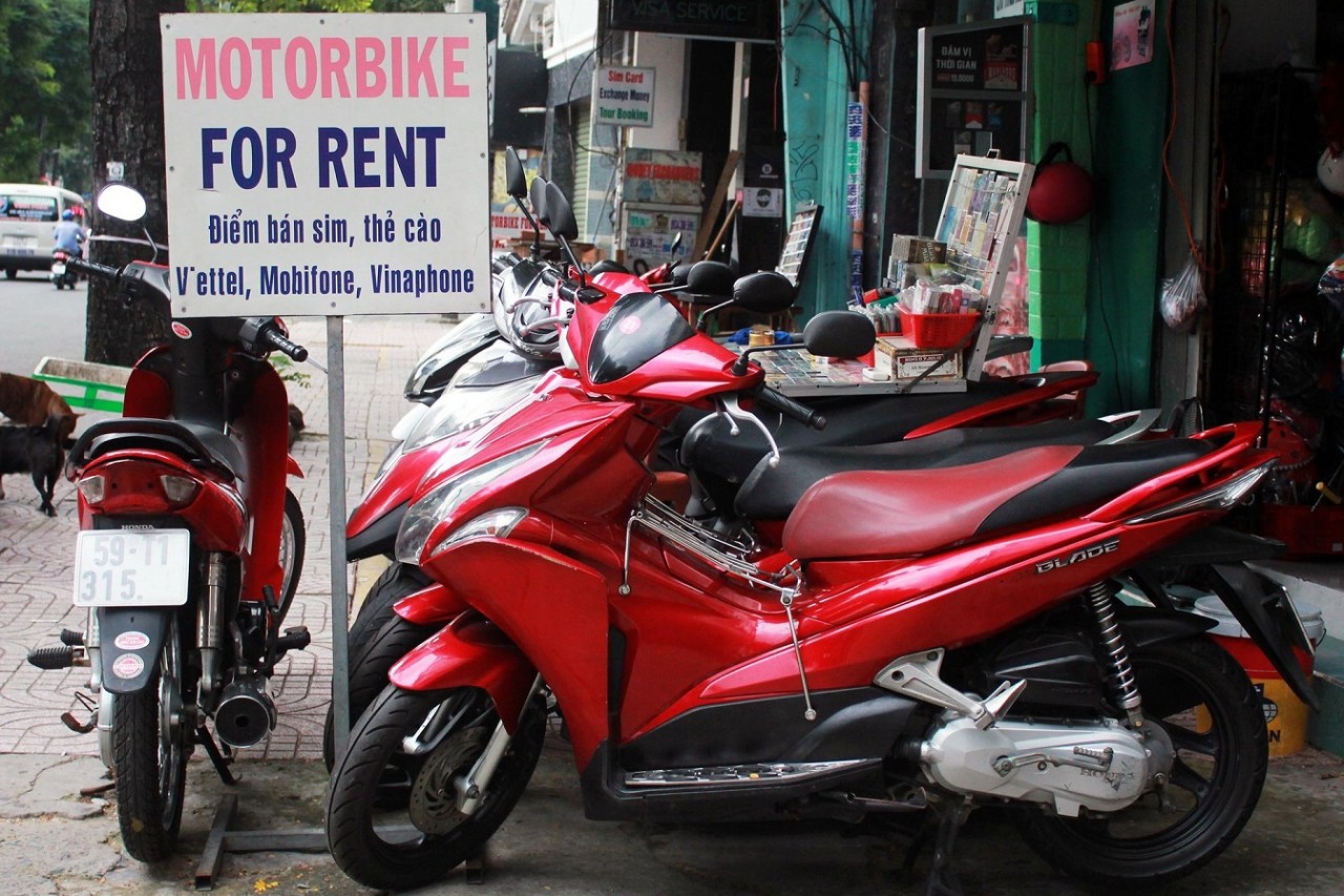 Foreigners in HCMC Look Into Renting Motorbikes