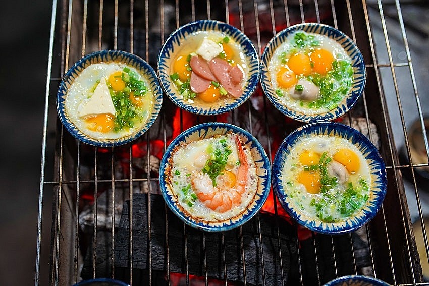 Foreigner's Perspective on Vietnam's Best Street Cuisine