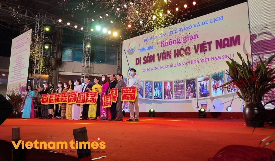 'Vietnamese Cultural Heritage Space' Exhibition Highlights Culture Values During New Normal
