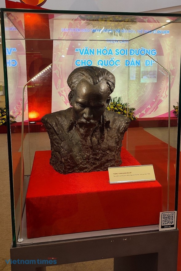 'Vietnamese Cultural Heritage Space' Exhibition Highlights Culture Values During New Normal