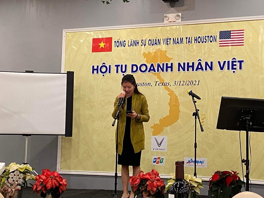 Business representatives shared experiences at the meeting. Photo: VietnamTimes
