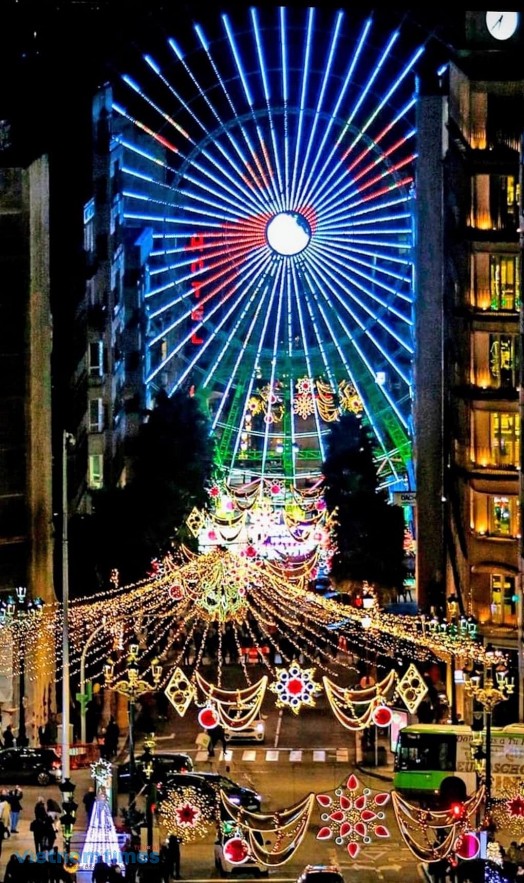 Vietnamese Celebrating Christmas From All Over the Globe