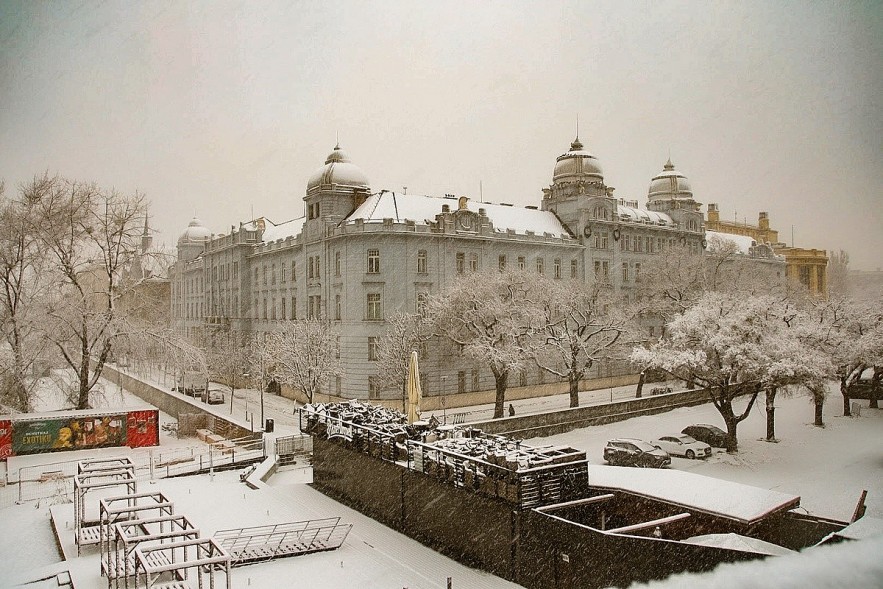 Vietnamese Chef's Point of View on Cold Days in Eastern Europe