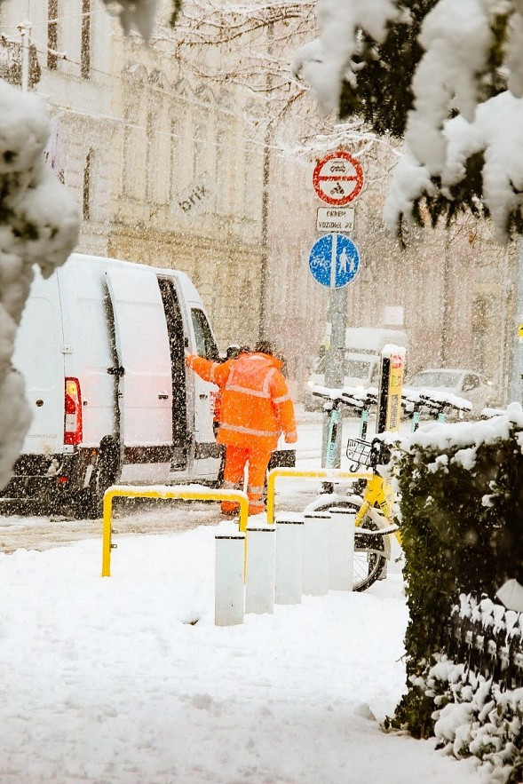 Vietnamese Chef's Point of View on Cold Days in Eastern Europe