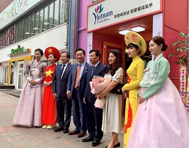 Ly Xuong Can: The Korean Ambassador with Vietnamese Royal Blood