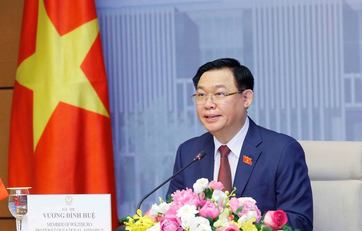 Vietnam, Cambodia vow to strengthen traditional friendship and comprehensive cooperation