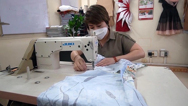 Made in Vietnam: Cool Jackets helps frontline medical workers in Covid hot spots