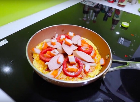 How to Turn Instant Noodles Into Tasty Pizza: Quick and Easy Recipe for Lockdown Living