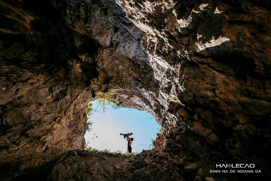 The Trekking Two-Year Old of Cat Ba Island