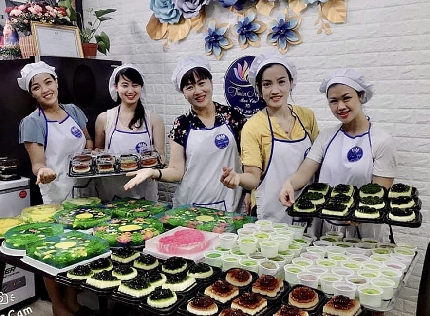 Jelly Mooncakes: a Unique Idea for Mid-Autumn Festival