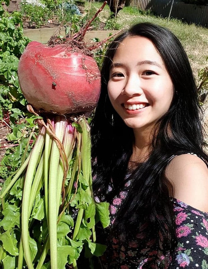 Beets by Tu Anh: Vietnamese Expat Grows Giant Produce in Australia