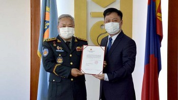 Vietnam donates 50,000 USD to help Mongolia in the fight against Covid-19