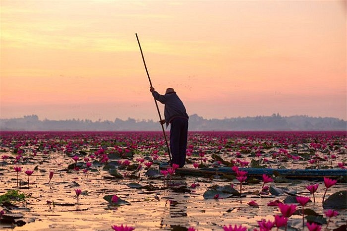 Thai Photographer Searches For Rustic Beauty of Three Mekong Countries