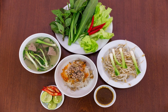 Two-in-one dried pho, Gia Lai province's unique dish