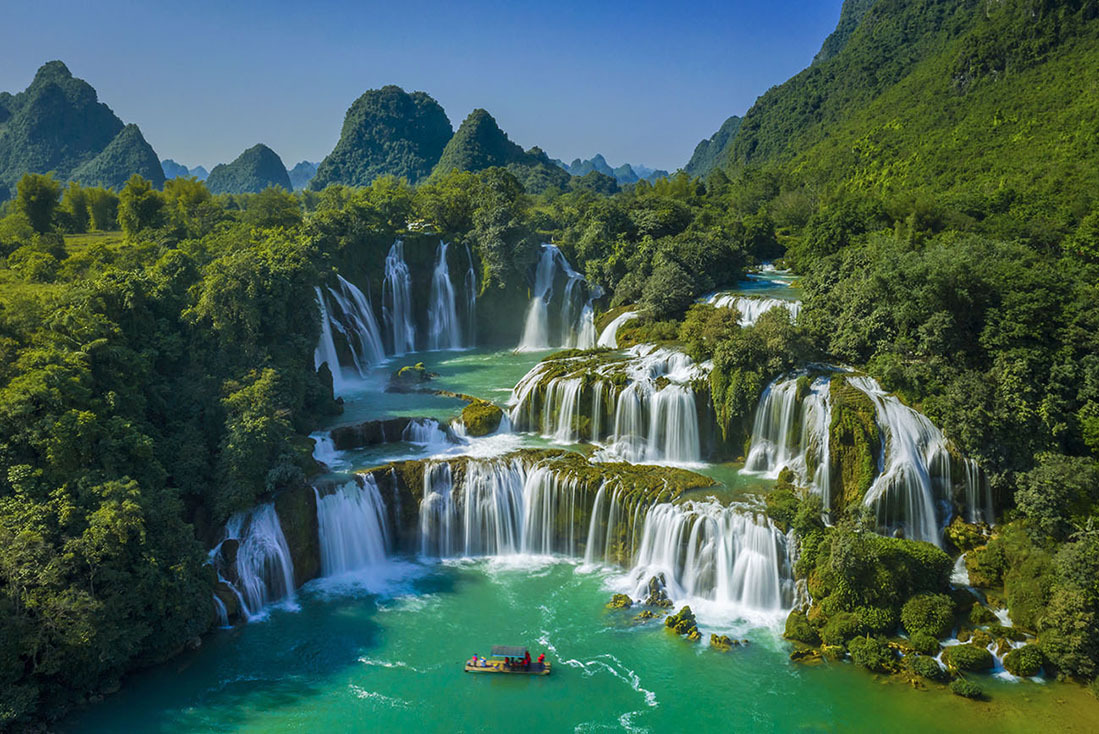 must see destinations in cao bang province