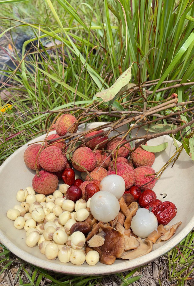 How to make chicken braised with lychee – a unique twist to summer meals