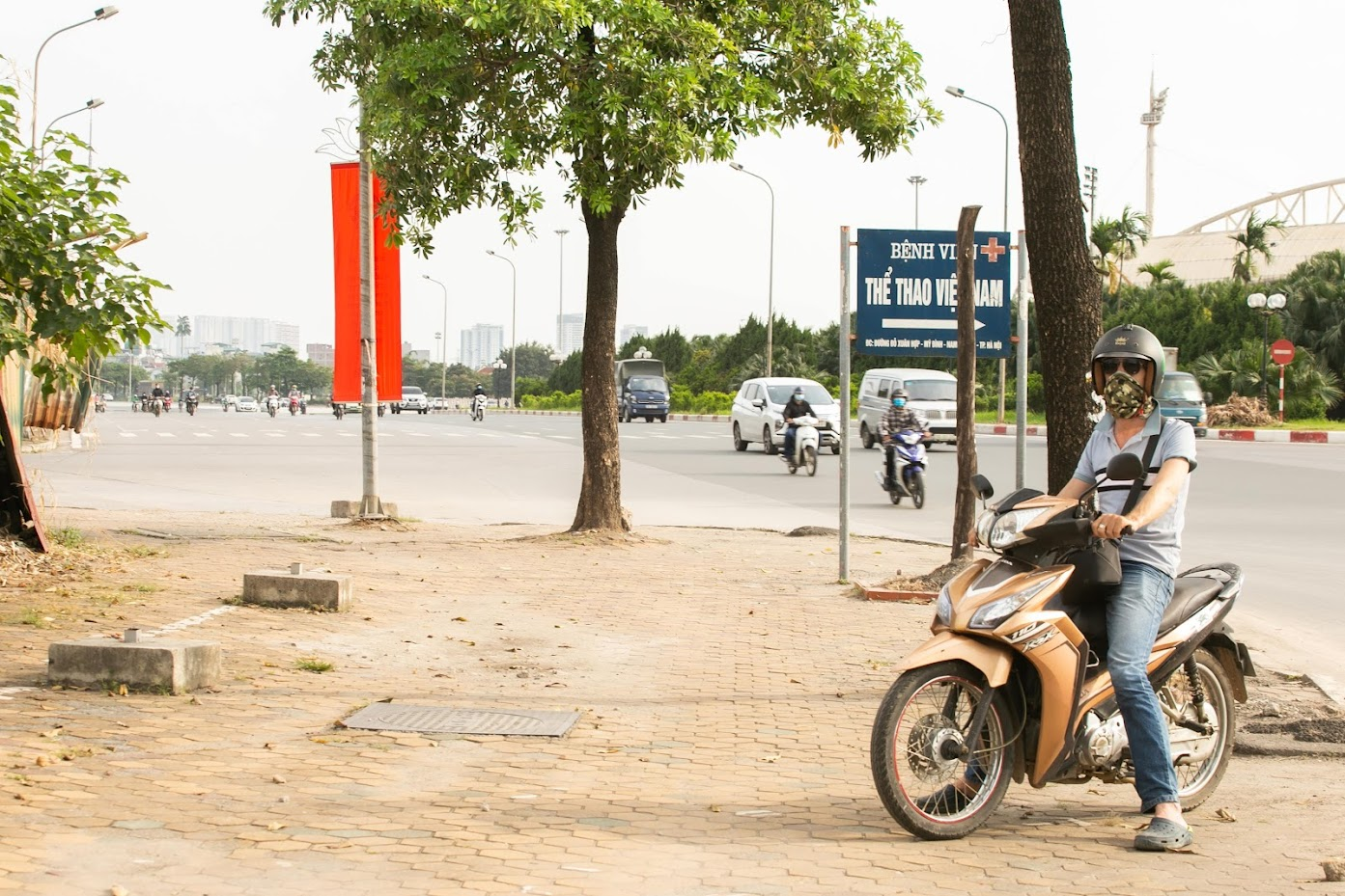 Russian Man Spends 6 Years Traveling Across Vietnam by Motorbike