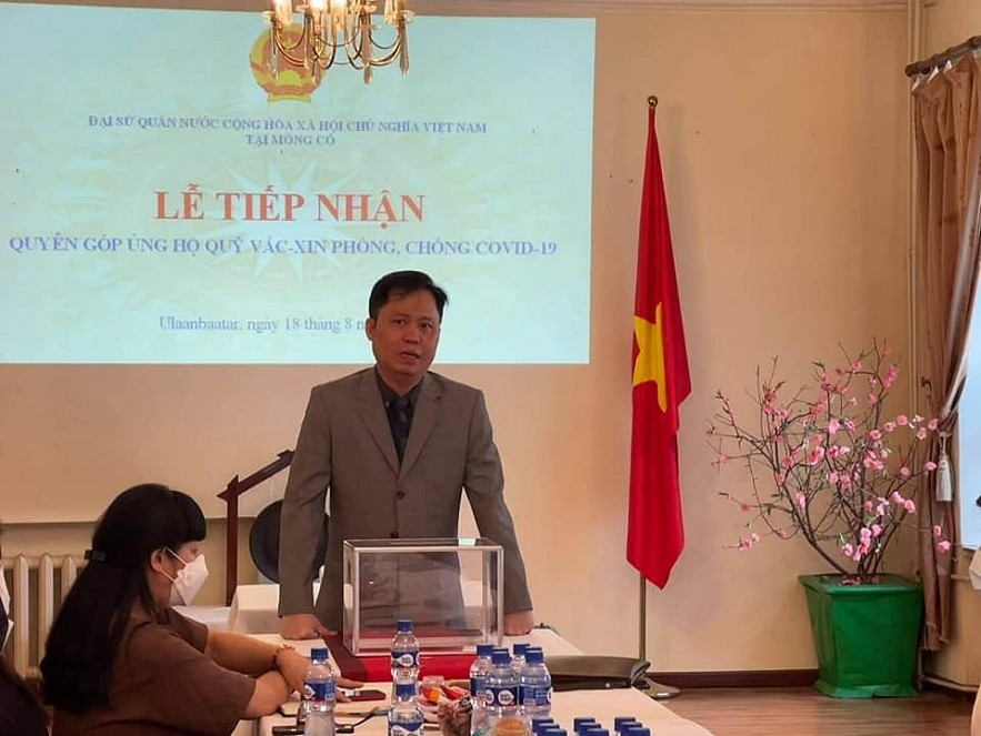 Vietnamese Communities in Mongolia, U.S. Support Homeland Covid Fight
