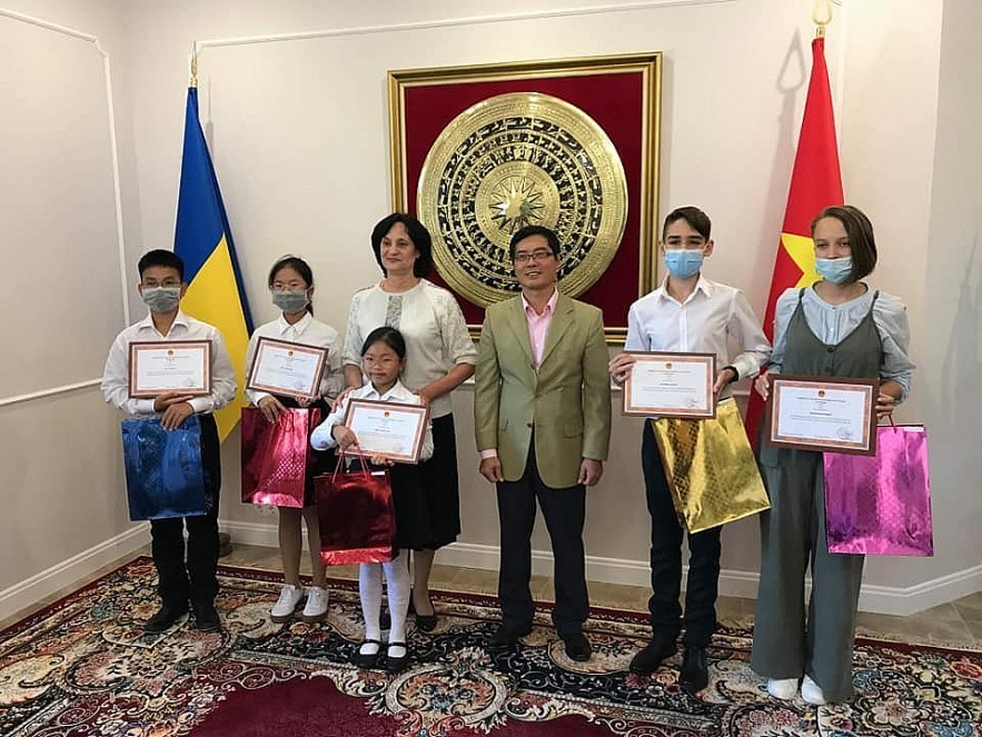 Vietnamese Embassy Partners with Special Ukrainian School