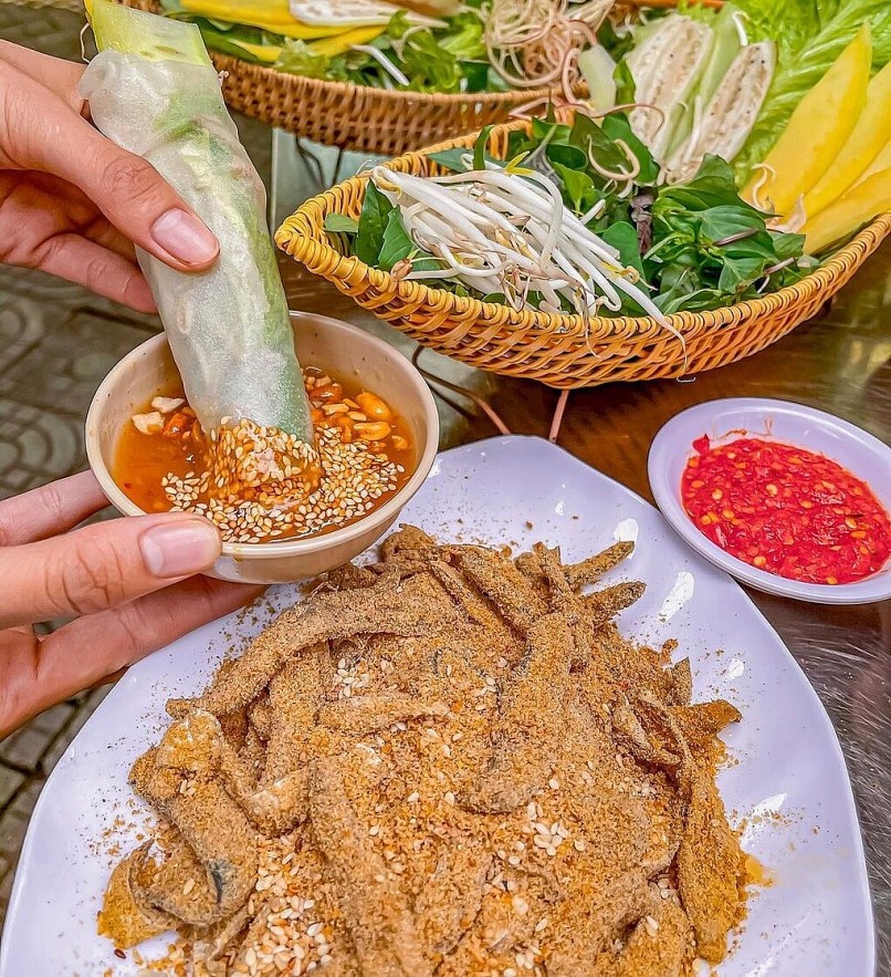 Nam O Ancient Fishing Village’s Iconic Raw Fish Salad – A Must-try Dish in Da Nang City