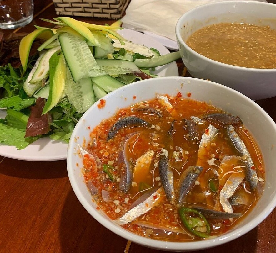 Nam O Ancient Fishing Village’s Iconic Raw Fish Salad – A Must-try Dish in Da Nang City