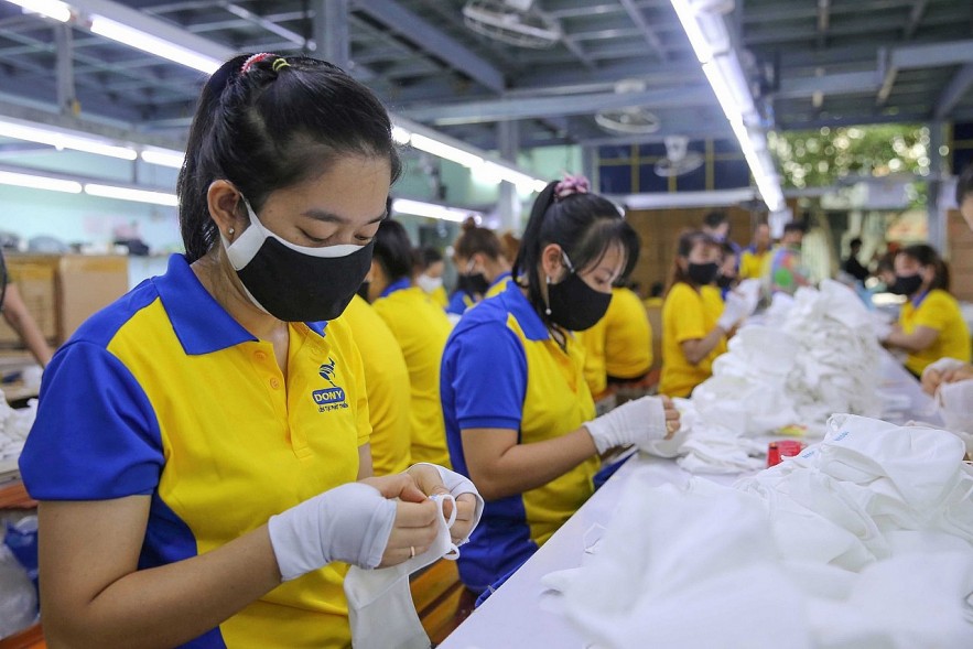 Businesses in Ho Chi Minh City Striving to Resume Production