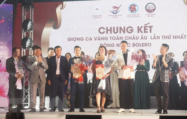 Singing Competition Connects Vietnamese Communities Across Europe