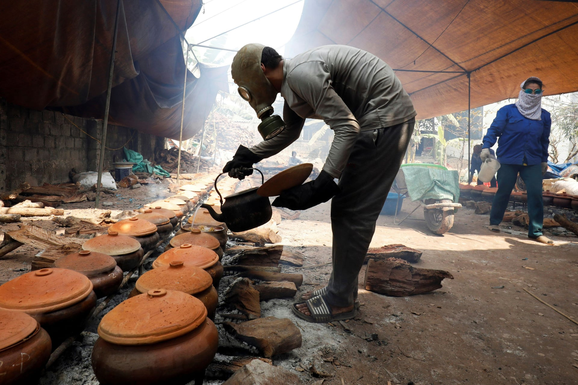 UK's The Guardian features Vietnamese's braised fish and pagoda in Lunar New Year article