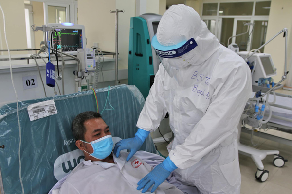 Over 80% of Vietnamese patients with mild symptoms recover after one week