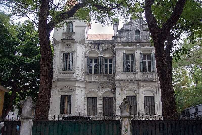 The villa on 51 Tran Hung Dao Street is still used as the headquarters of the Alliance of Arts and Literature Associations of Vietnam. Photo: Baoxaydung