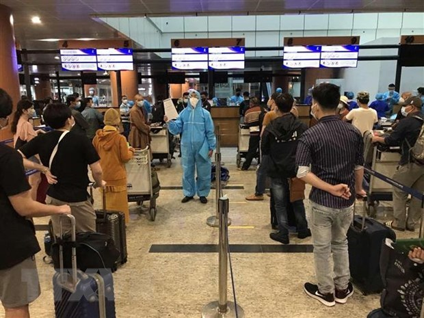 Over 300 Vietnamese citizens flown home from Myanmar amid Covid-19 pandemic