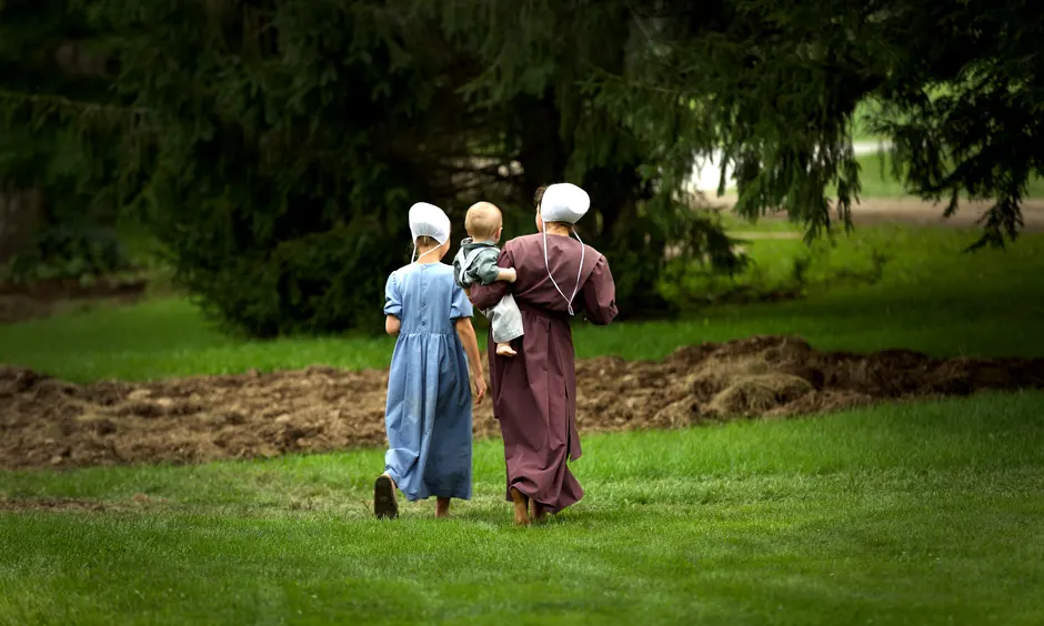 Strange and unique life of the Amish in the modern world