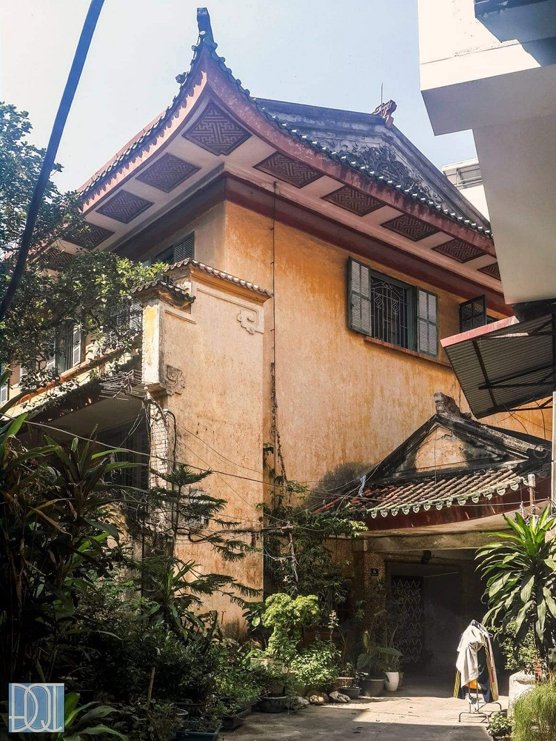 The charming beauty of King Bao Dai's hundred-year old mansion in Ha Noi