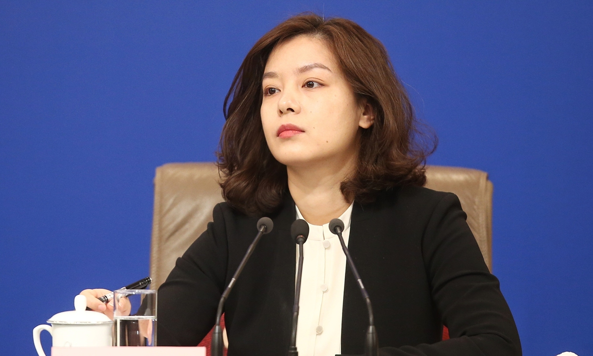 Who is Zhang Jing - Chinese female interpreter at U.S-China talks becomes an Internet hit?