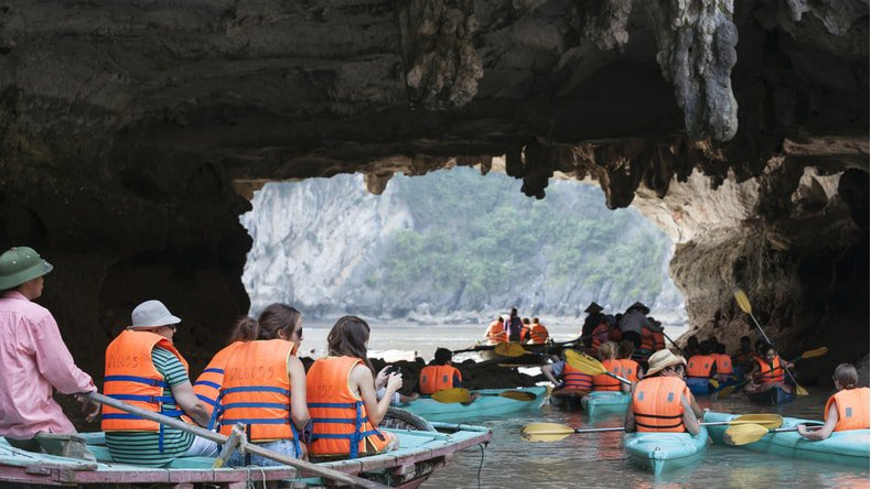Vietnam's most wonderful places for kayaking
