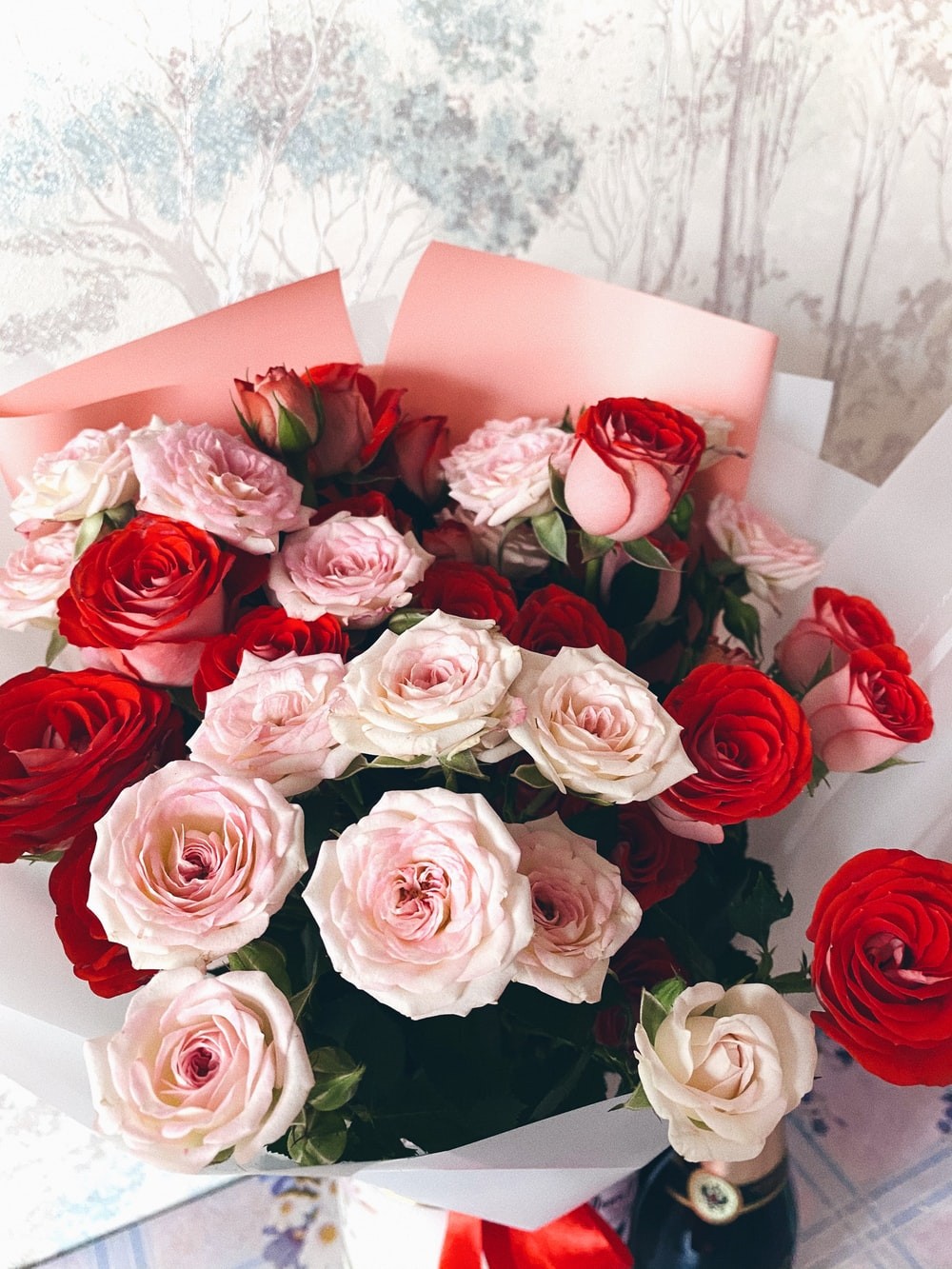 happy womans day meaningful flowers for your loved ones