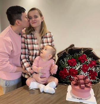 The Heartwarming Love Story Of Vietnamese - Ukrainian Couple Challenge All Hardships