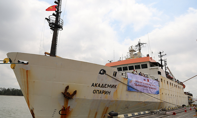 Russian research ship Akademik Oparin docks at Hai Phong Port on May 10, 2021. Photo courtesy of the Vietnam Academy of Science and Technology. 