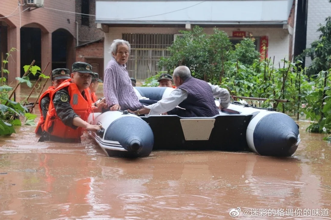 Thousands of residents in Dazhou have been evacuated from their homes. Photo: Weibo