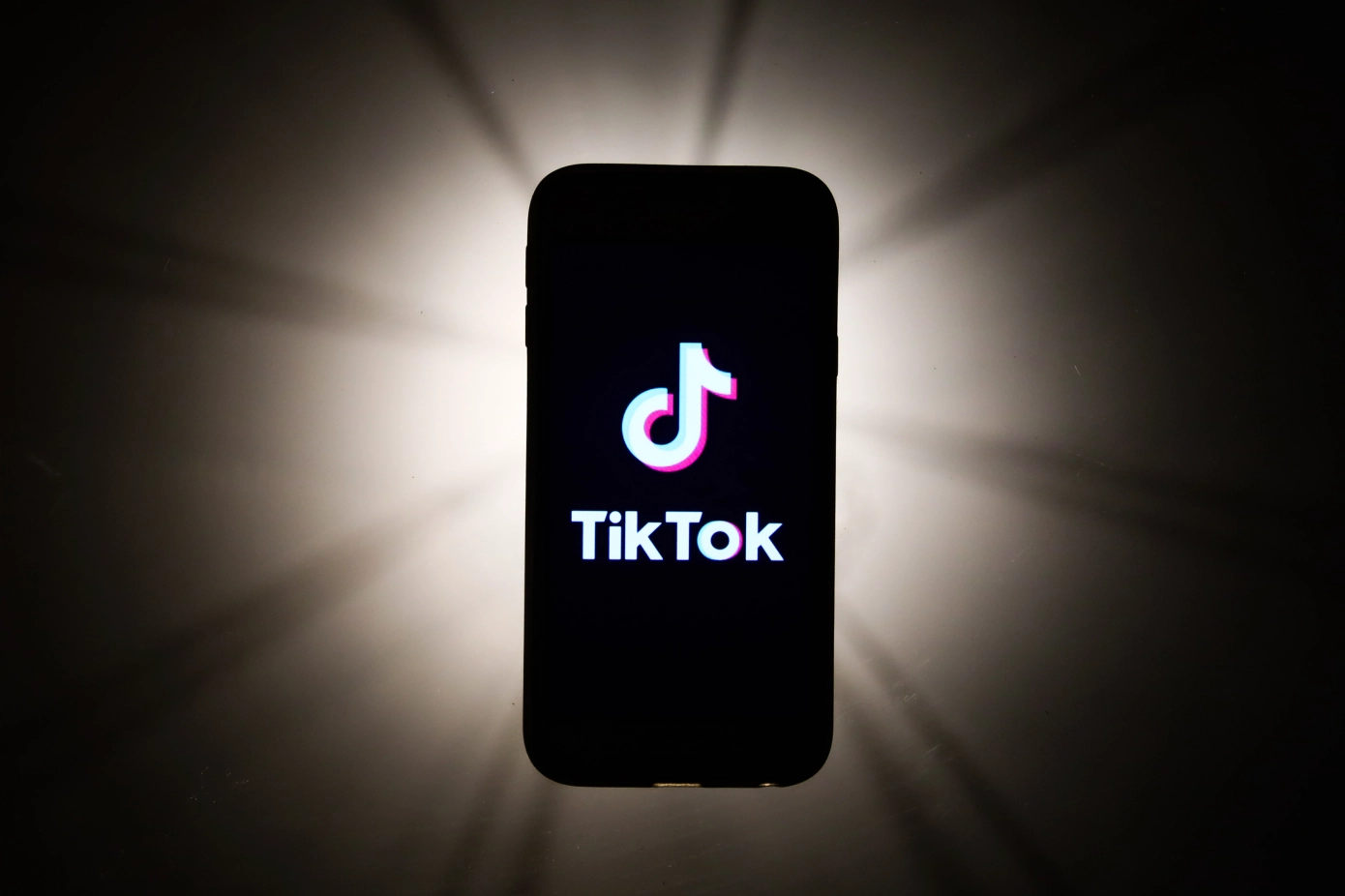 TikTok Hit With "Violating Children's Privacy", Fined by Dutch Agency