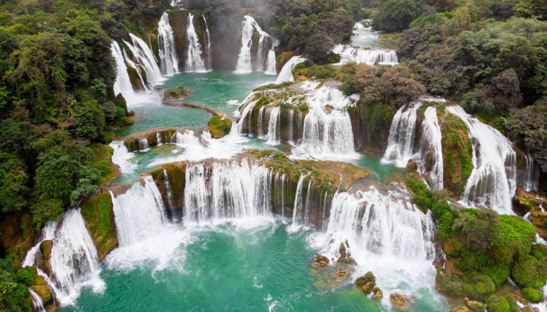Top 10 Best Waterfalls in Vietnam To Visit in Holidays