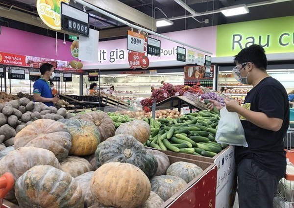 Retailers in Ho Chi Minh City strive to ensure good supply for local residents. (Photo: VNA)