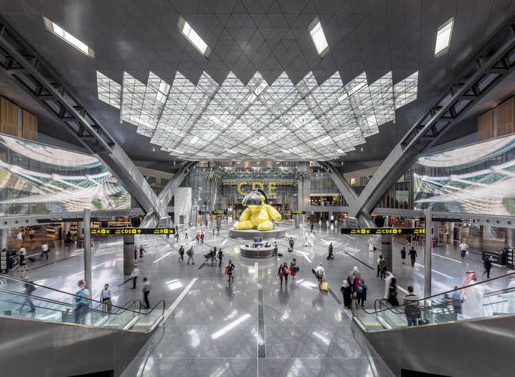 Discover 10 of The Best Airports In The World In 2021
