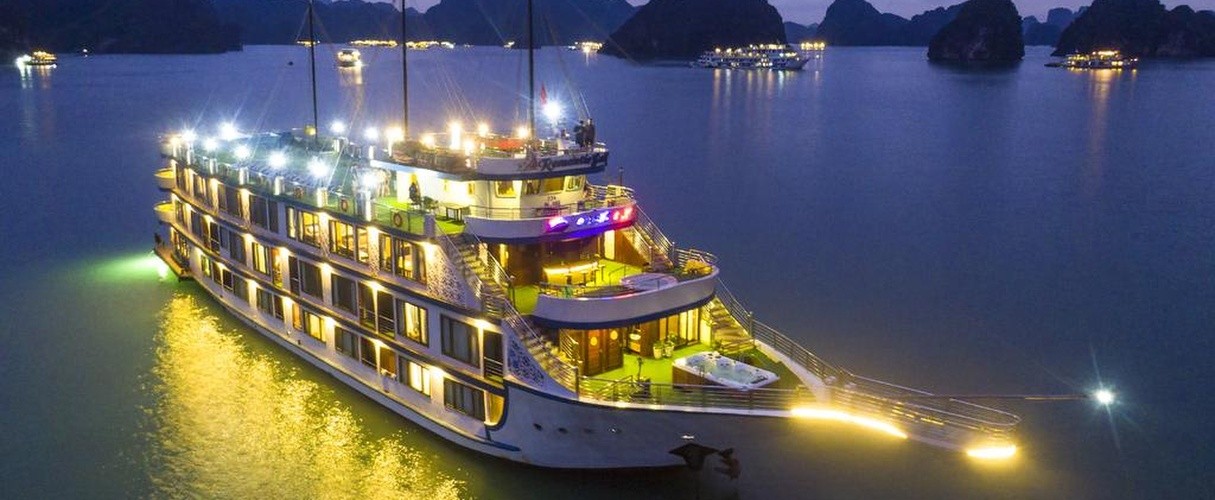 Photo: Halong Bay Tours 