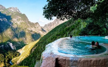 Holiday Relaxation: Visit Las Grutas Tolantongo Mexico Hot Springs