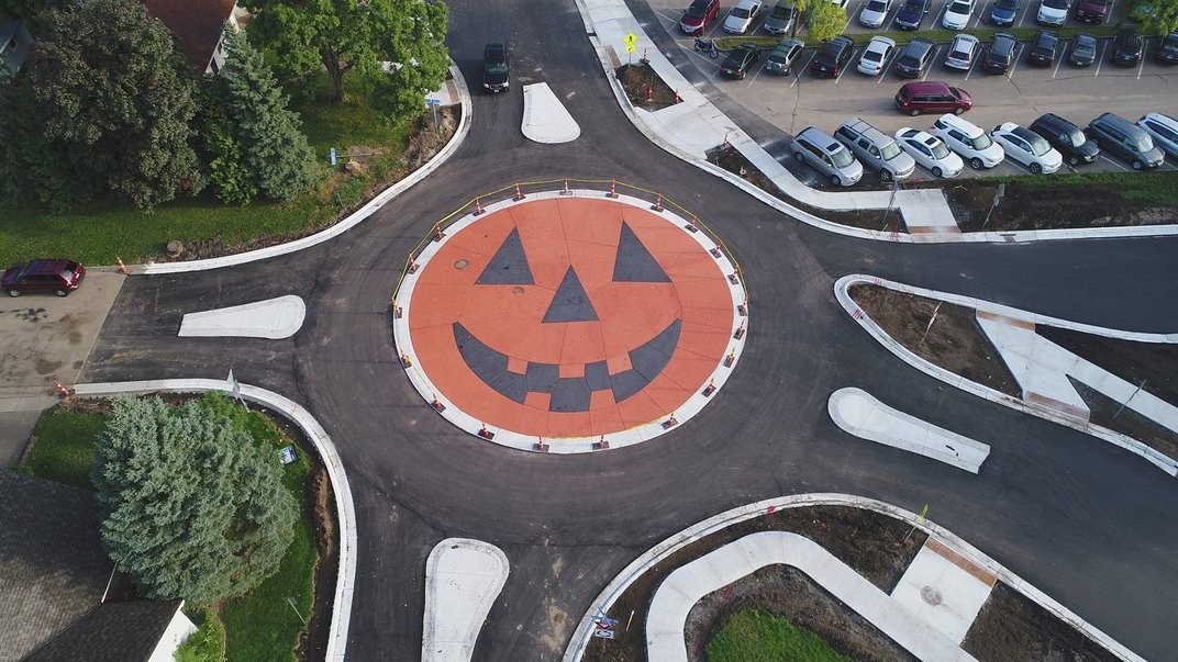 Anoka installed a pumpkin roundabout in 2017. City of Anoka, Minnesota